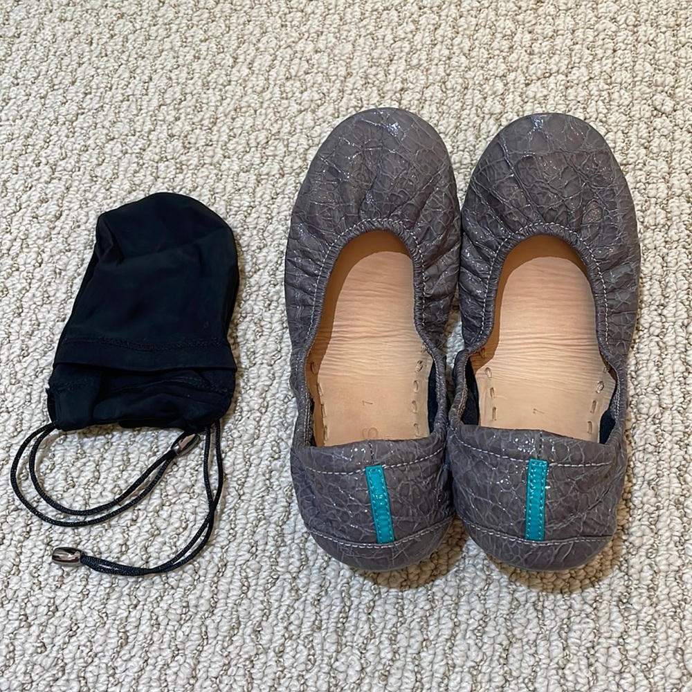 Slate Grey Croc Tieks with carrying pouch